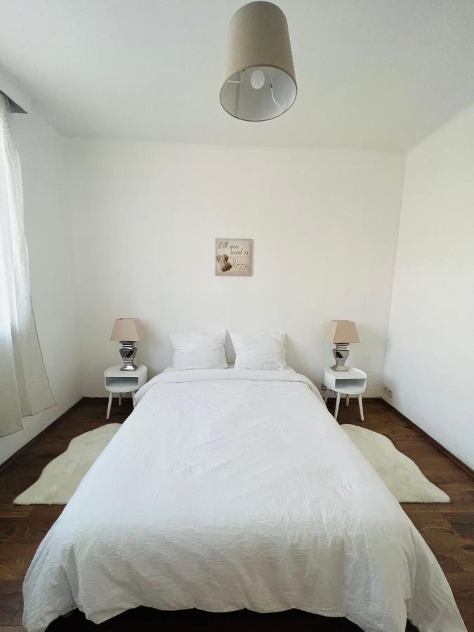 Logement A 10 Minutes A Pied De La Gare Centre Авиньон Экстерьер фото